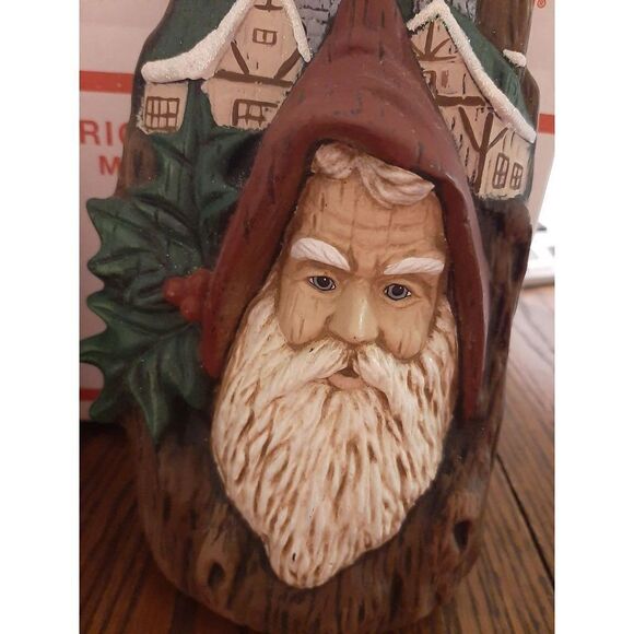 Set 2 Beautiful Ceramic Rustic Santa Bavarian Christmas St Nick 10" Decorations - Picture 3 of 6